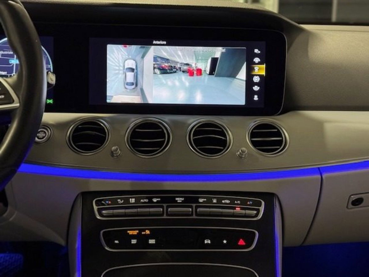 Mercedes-Benz Classe E 220 d 4Matic Auto Premium Plus (13)