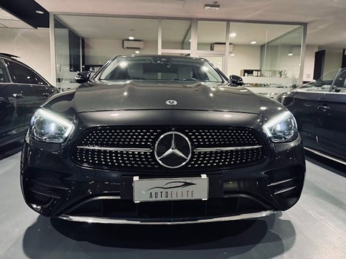 Mercedes-Benz Classe E 220 d 4Matic Auto Premium Plus (2)