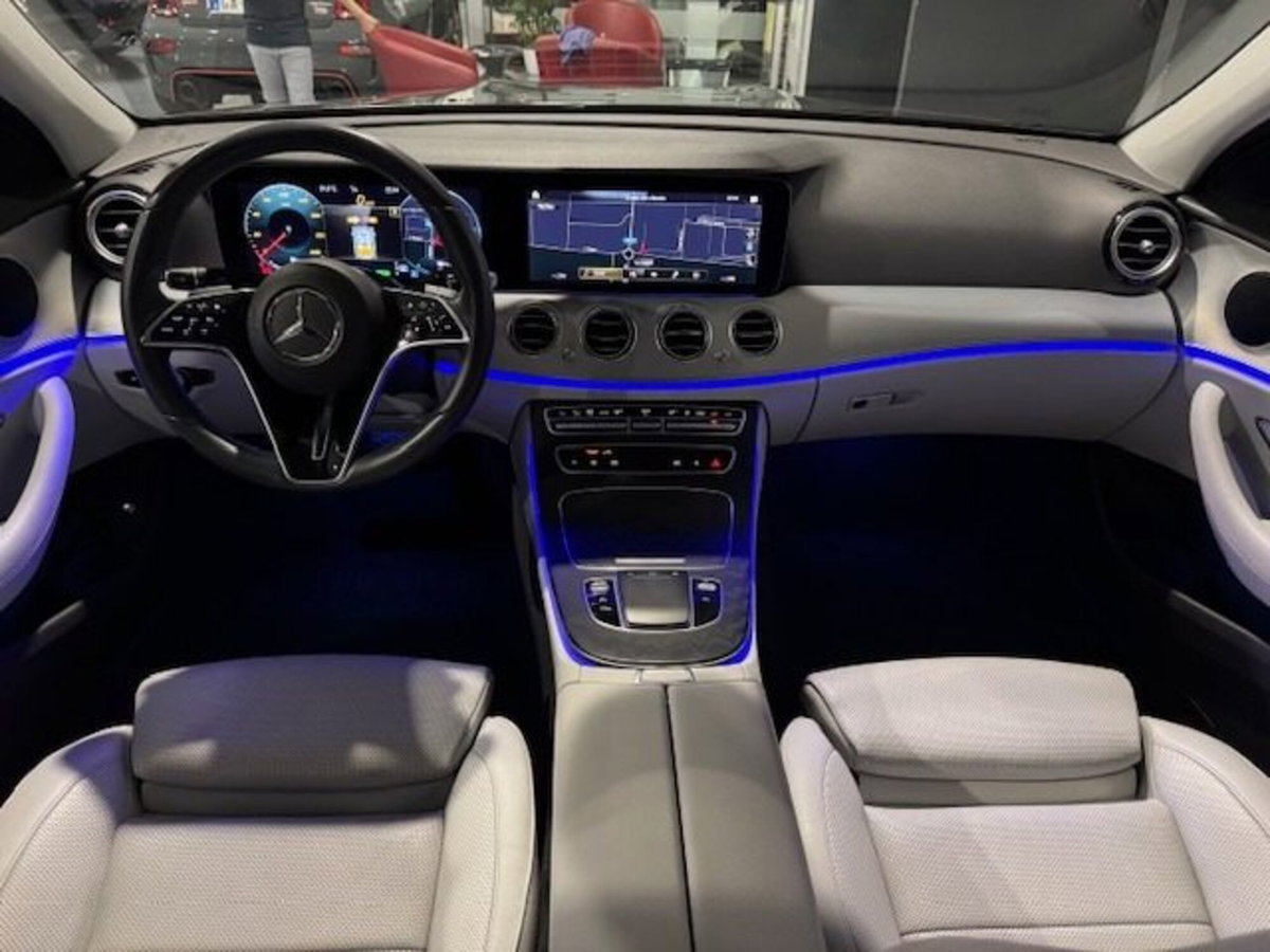 Mercedes-Benz Classe E 220 d 4Matic Auto Premium Plus (8)