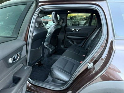 Volvo V60 Cross Country D4 (14)