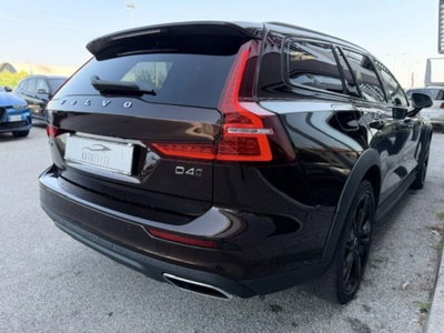 Volvo V60 Cross Country D4 (5)