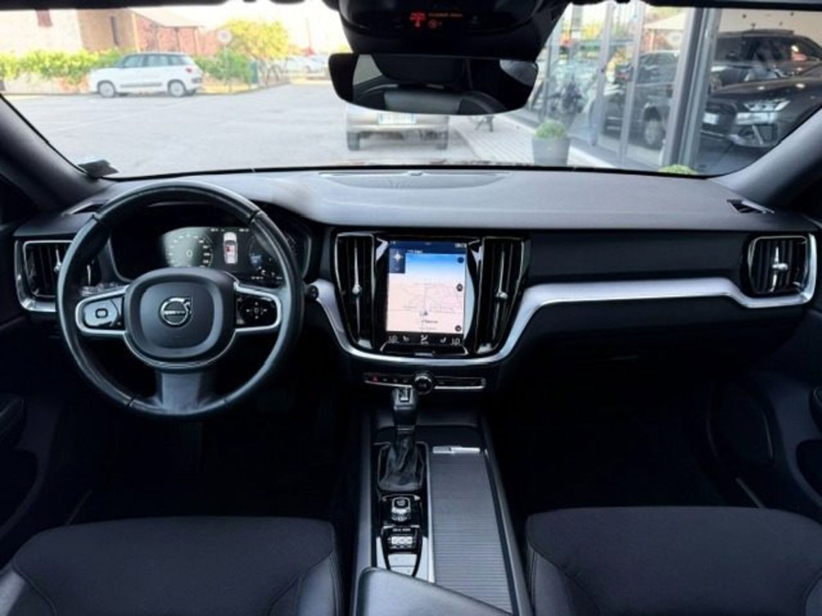 Volvo V60 Cross Country D4 (9)