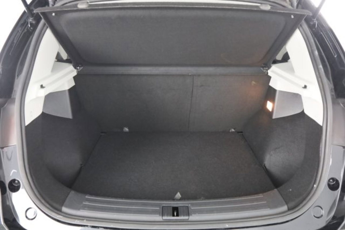Mg ZS ZS 1.5 Luxury (6)