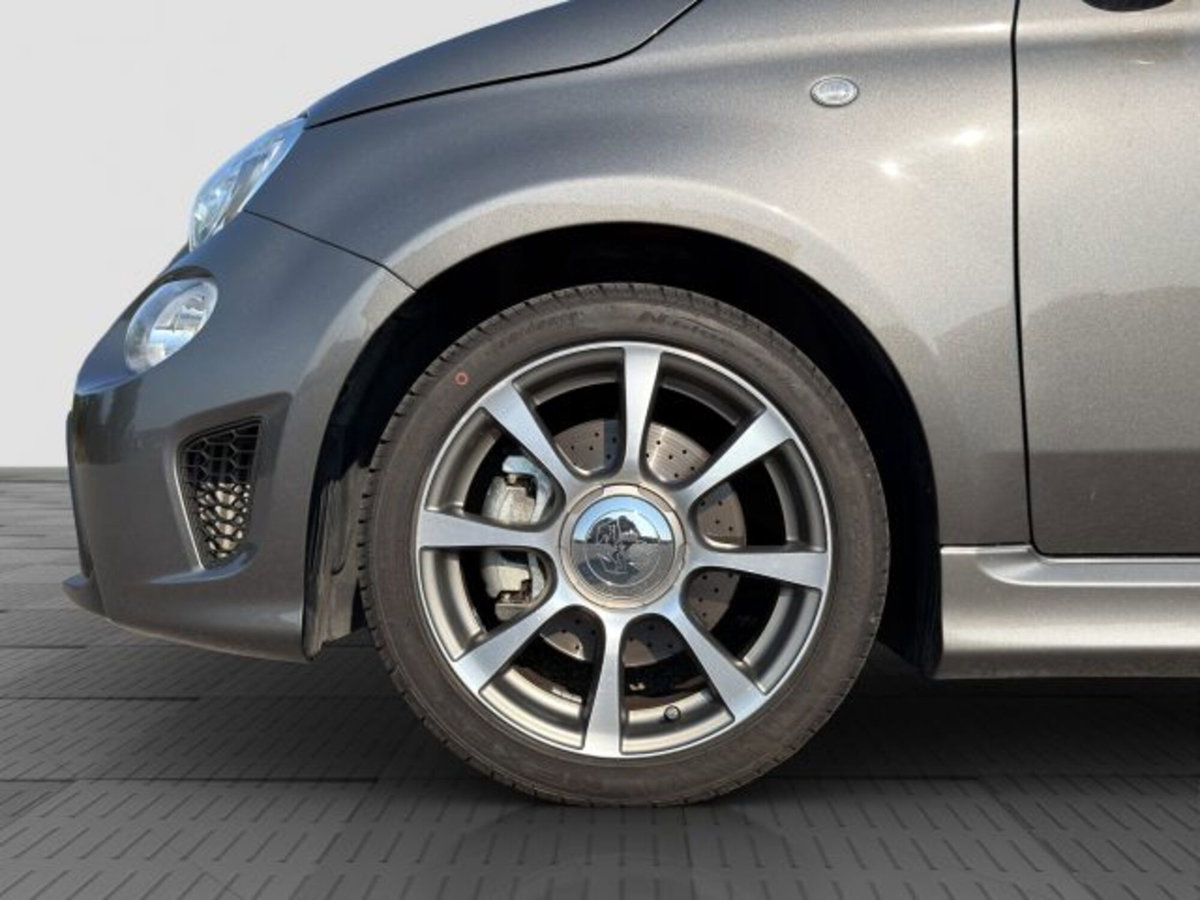 Abarth 595 595 1.4 Turbo T-Jet 165 CV (16)