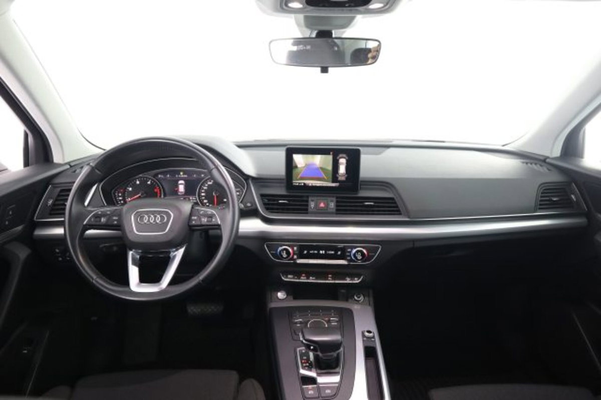 Audi Q5 35 TDI S tronic Business Sport (4)