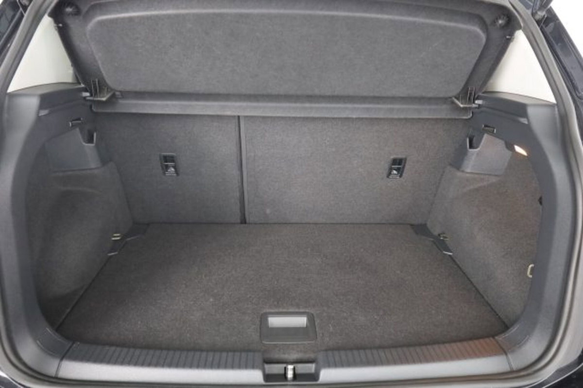 Volkswagen T-Cross 1.0 TSI Style BMT (6)