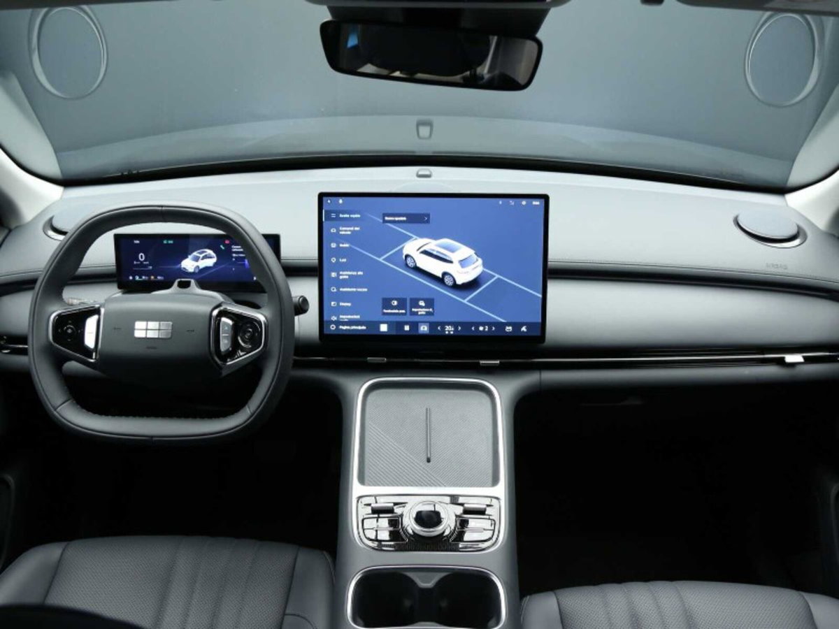 Geely Starray Starray EM-i 1.5 phev Pro auto (18)