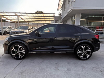 Audi Q3 Sportback 35 2.0 tdi Identity Black s-tronic (2)