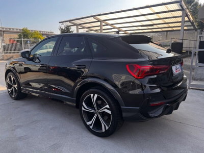 Audi Q3 Sportback 35 2.0 tdi Identity Black s-tronic (3)
