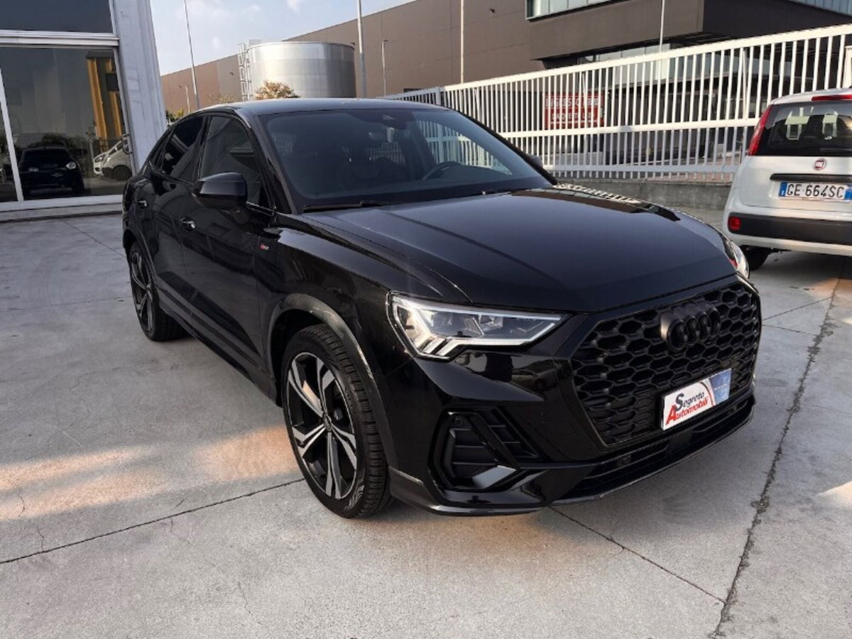 Audi Q3 Sportback 35 2.0 tdi Identity Black s-tronic (7)