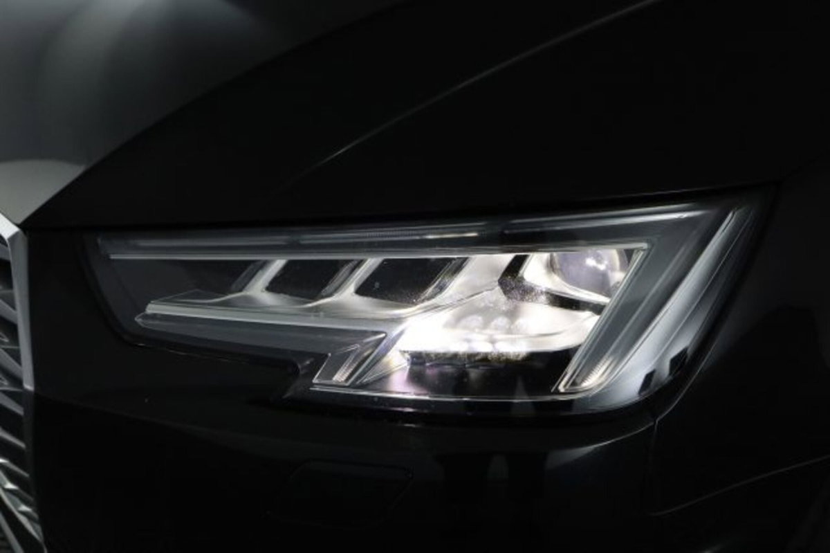 Audi A4 Avant 2.0 TDI 190 CV quattro S tronic (9)