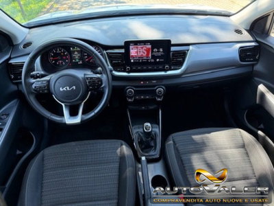 Kia Stonic 1.0 T-GDi 100 CV MHEV iMT Style (12)