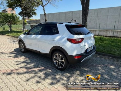 Kia Stonic 1.0 T-GDi 100 CV MHEV iMT Style (2)