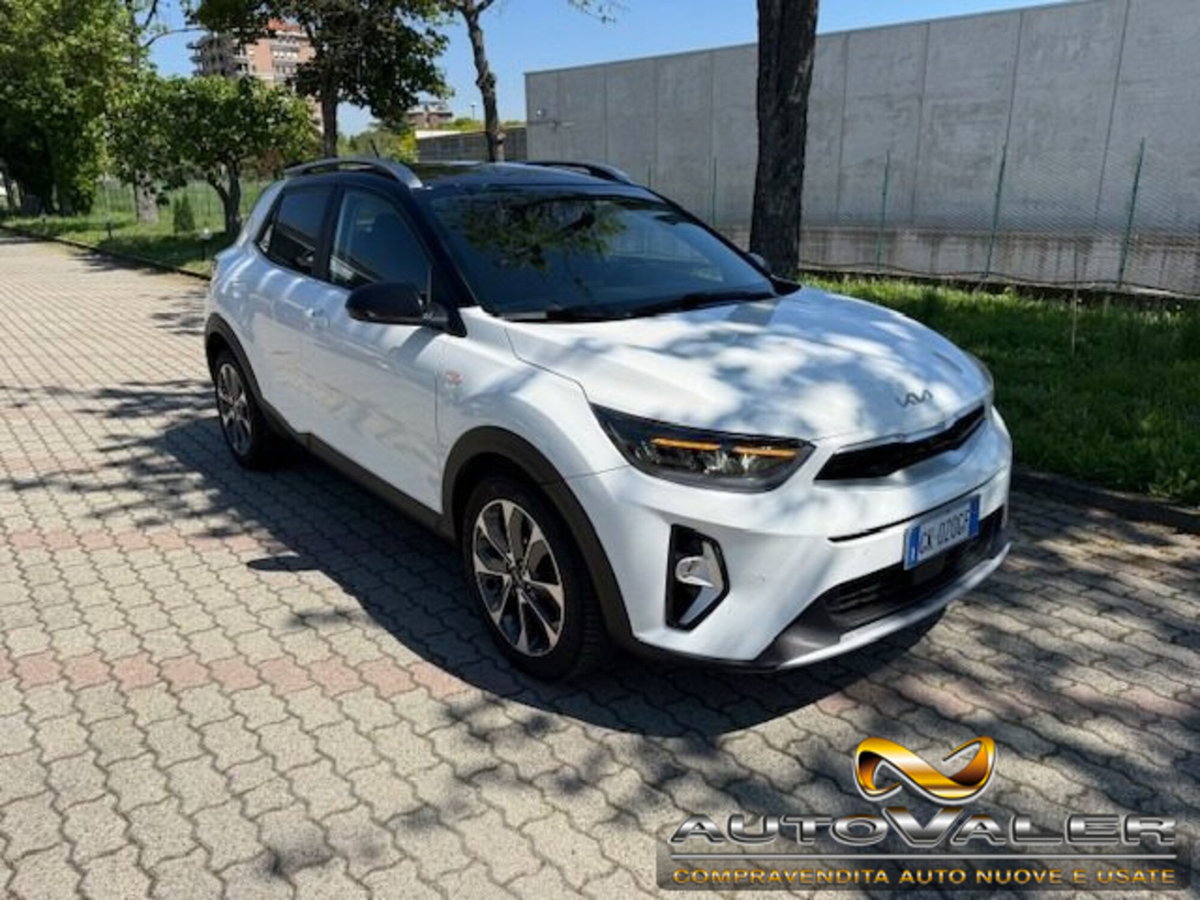 Kia Stonic 1.0 T-GDi 100 CV MHEV iMT Style (3)