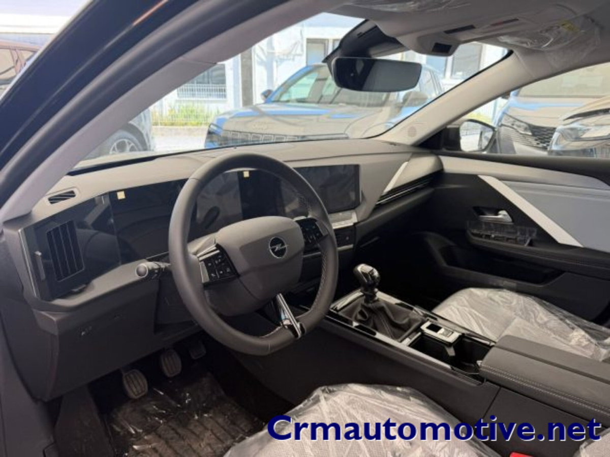Opel Astra 1.2 Turbo 130 CV GS Line (7)