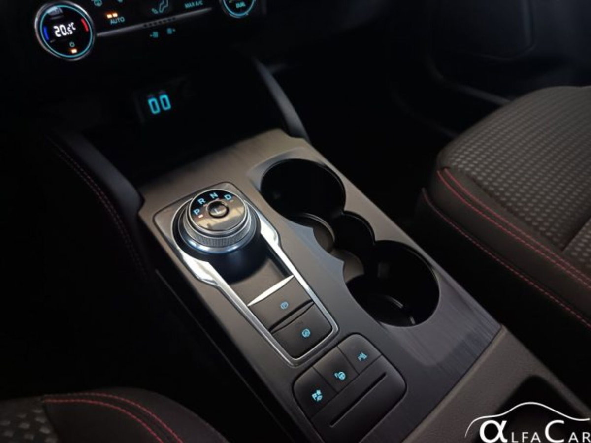 Ford Kuga 2.5 Full Hybrid 190 CV CVT 2WD ST-Line Design (11)