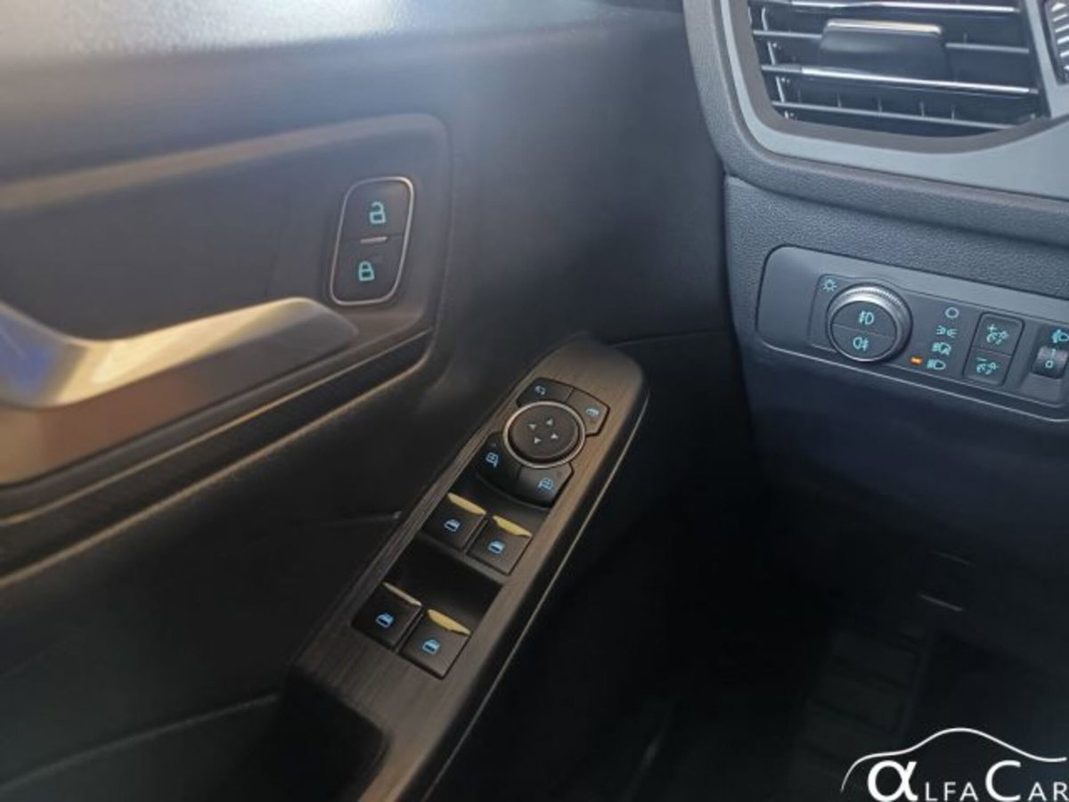 Ford Kuga 2.5 Full Hybrid 190 CV CVT 2WD ST-Line Design (12)