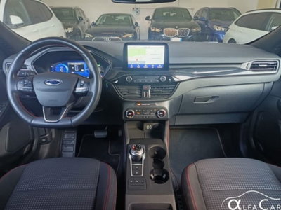 Ford Kuga 2.5 Full Hybrid 190 CV CVT 2WD ST-Line Design (6)