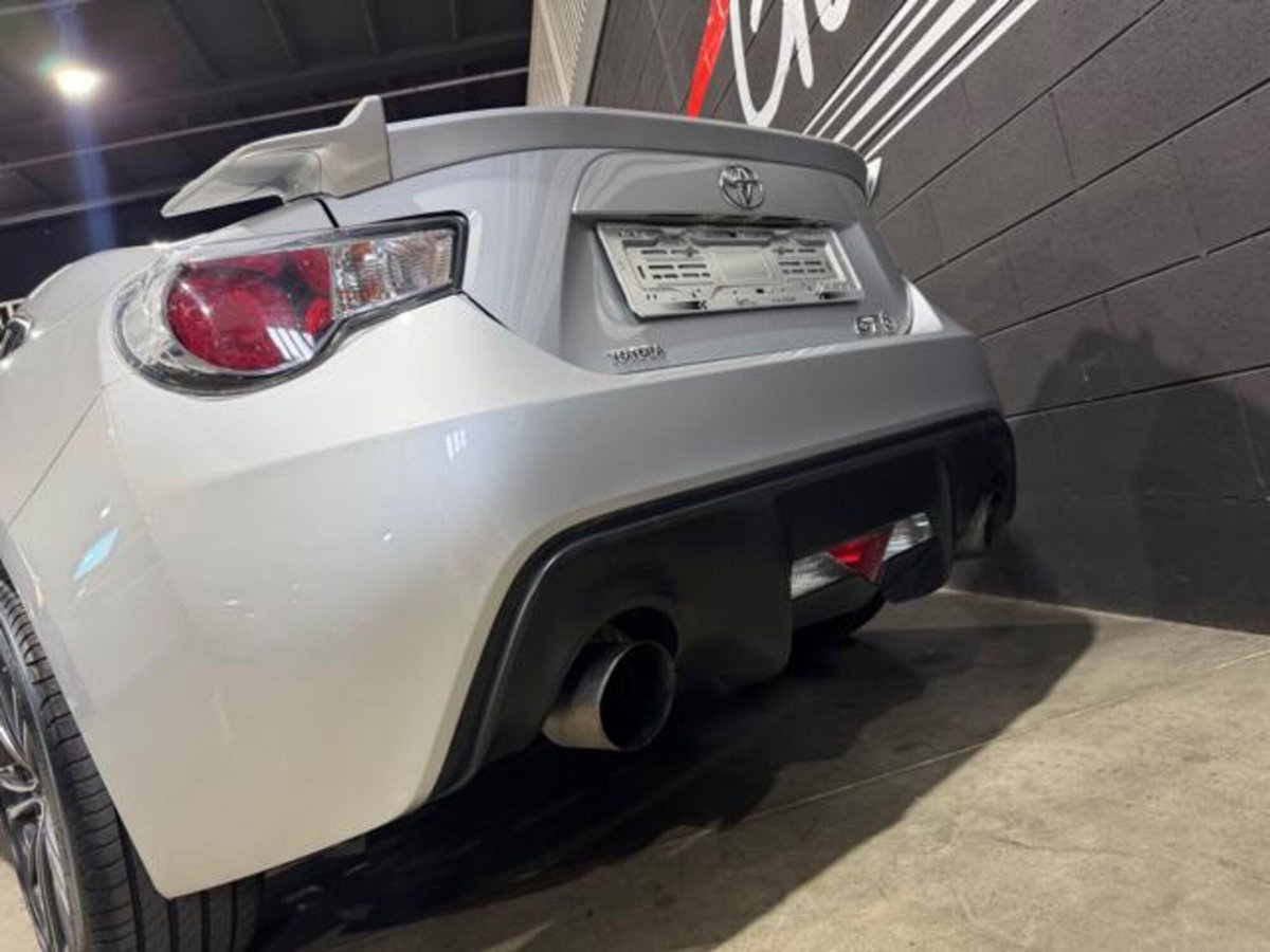 Toyota GT86 2.0 (8)