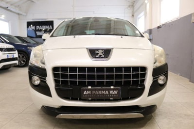 Peugeot 3008 2.0 HDi 150CV Business (2)