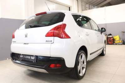 Peugeot 3008 2.0 HDi 150CV Business (6)