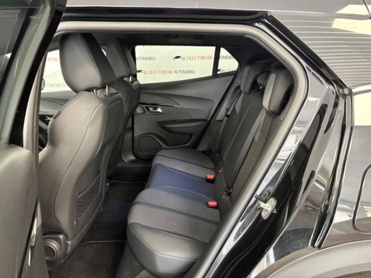 Peugeot 2008 BlueHDi 130 S&S EAT8 GT Pack (17)