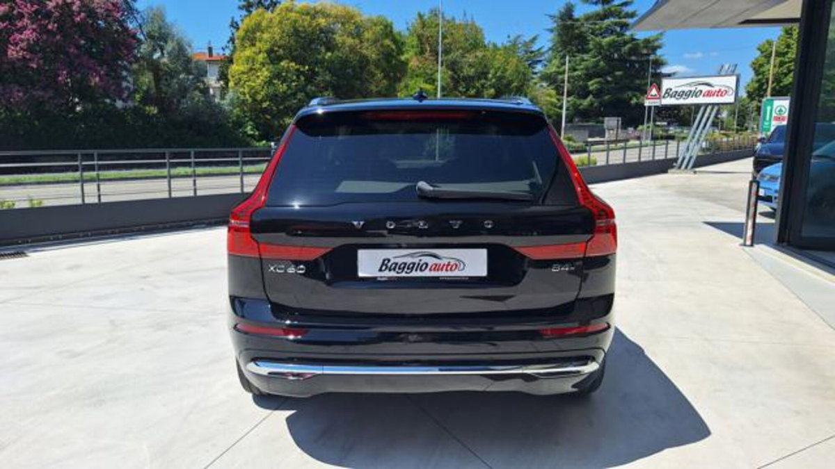 Volvo XC60 B4 (d) AWD automatico Plus Bright N1 (9)