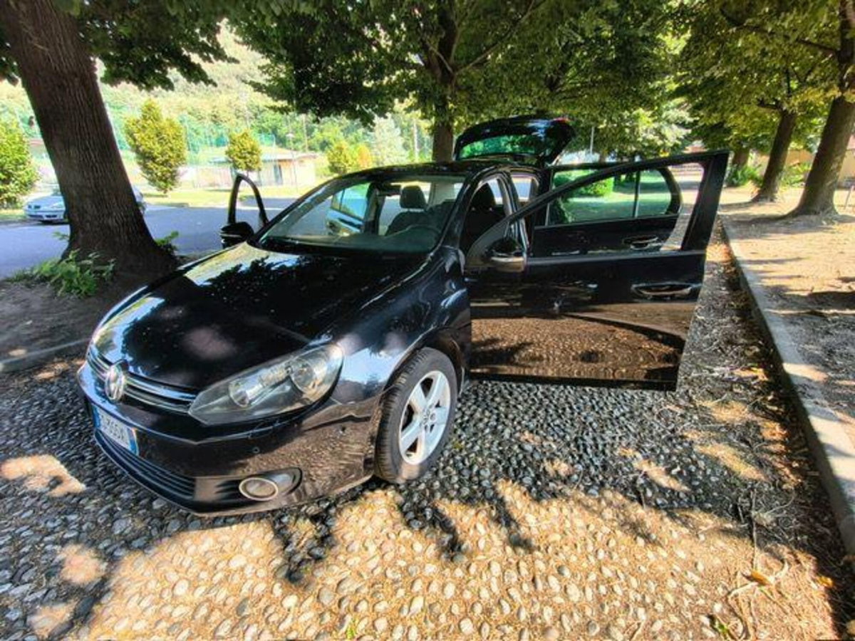 Volkswagen Golf 2.0 TDI 140CV DPF 5p. Comfortline (15)