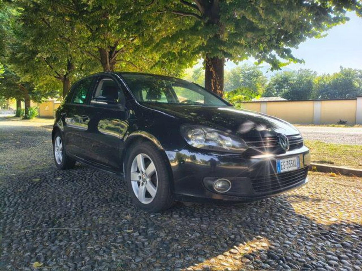 Volkswagen Golf 2.0 TDI 140CV DPF 5p. Comfortline (2)