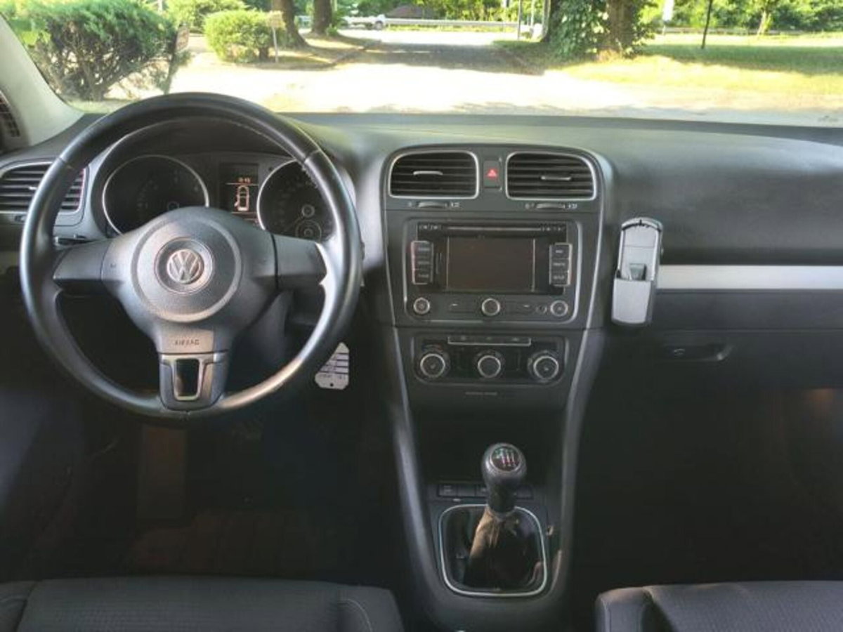 Volkswagen Golf 2.0 TDI 140CV DPF 5p. Comfortline (20)