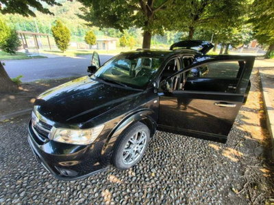 Fiat Freemont 2.0 Mjt 170 CV 4x4 Automatica Lounge (16)