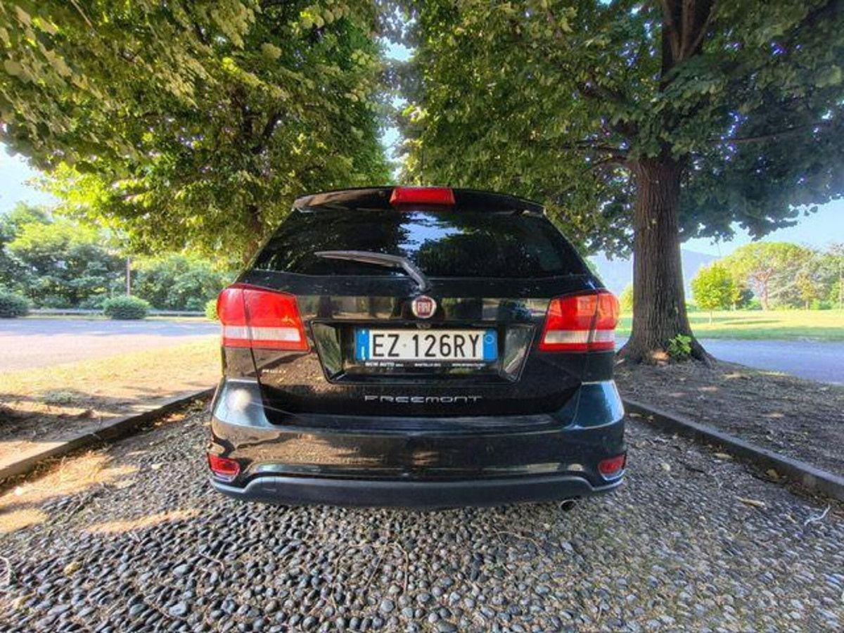 Fiat Freemont 2.0 Mjt 170 CV 4x4 Automatica Lounge (5)