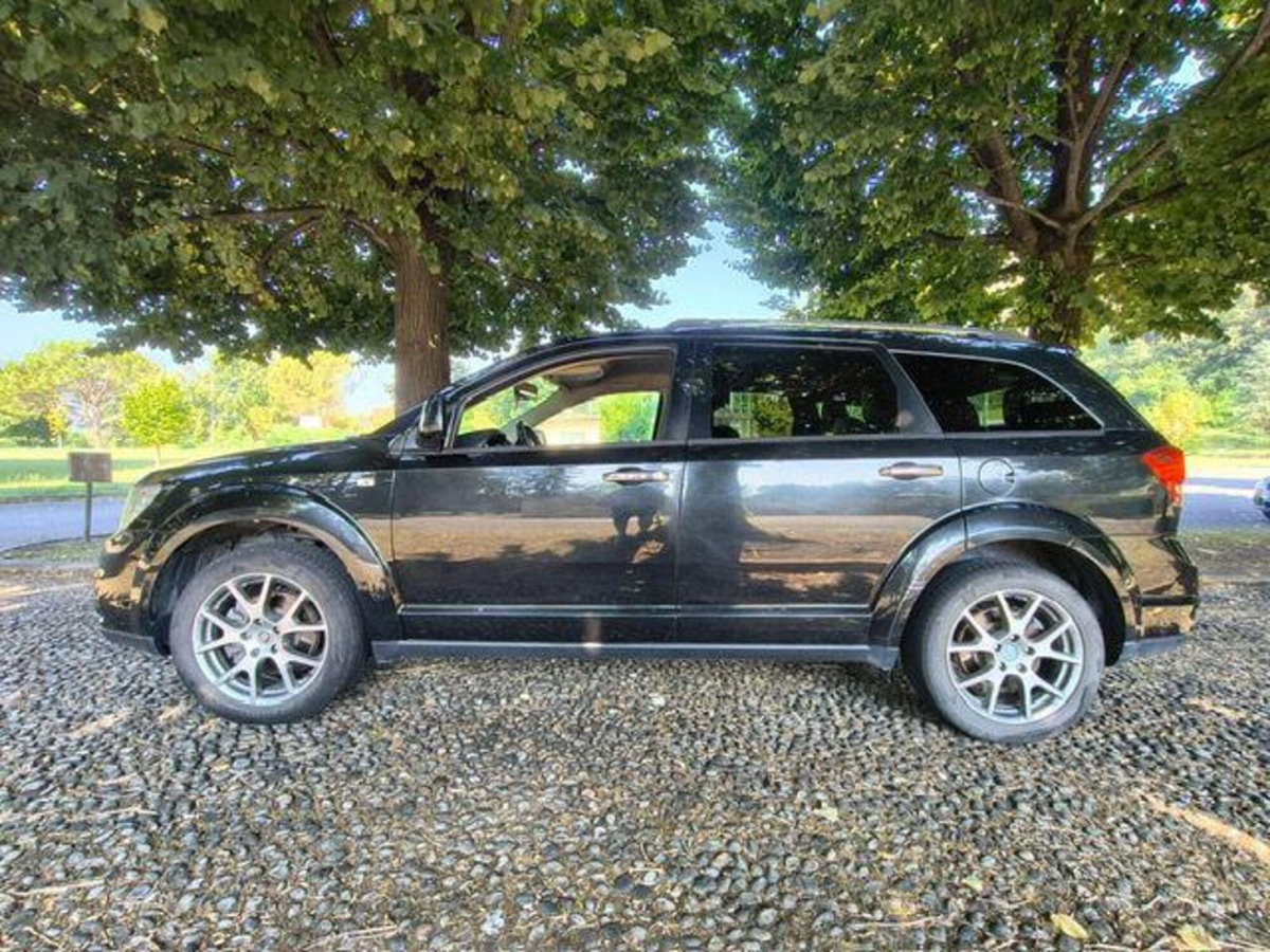 Fiat Freemont 2.0 Mjt 170 CV 4x4 Automatica Lounge (7)