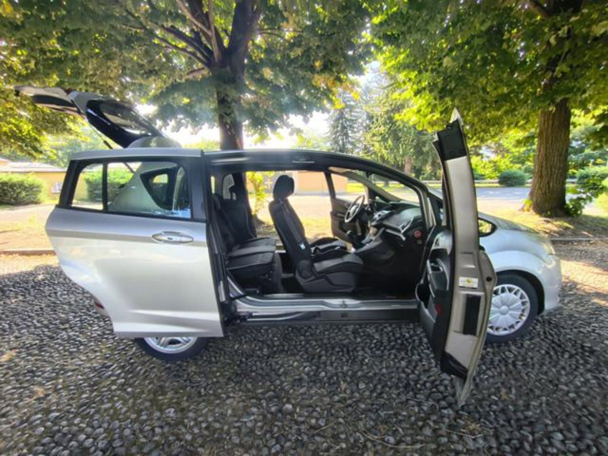 Ford B-Max B-Max 1.6 TDCi 95 CV Titanium (12)
