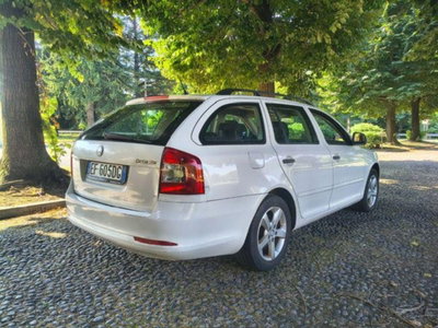 Skoda Octavia Station Wagon 1.6 TDI CR F.AP. Wagon Comfort (4)