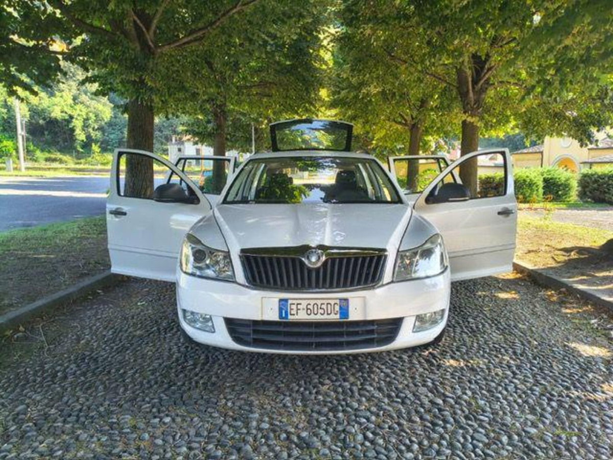 Skoda Octavia Station Wagon 1.6 TDI CR F.AP. Wagon Comfort (7)