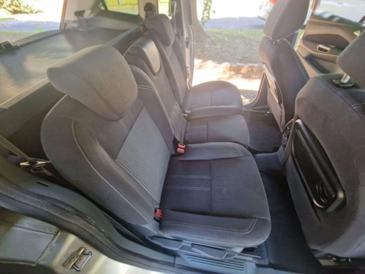Ford C-Max 1.6 TDCi 115CV Titanium (20)