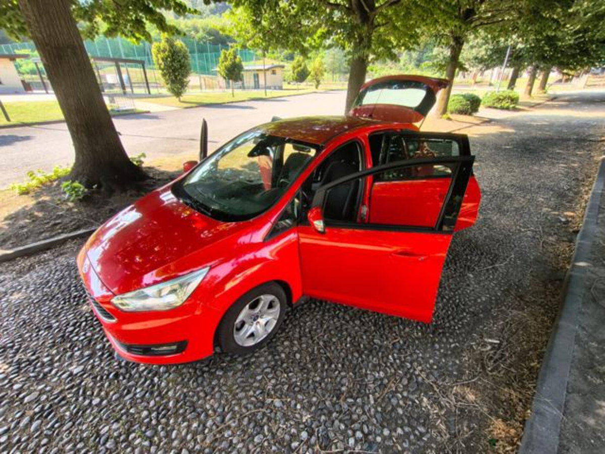 Ford C-Max 1.0 EcoBoost 100CV Titanium (10)