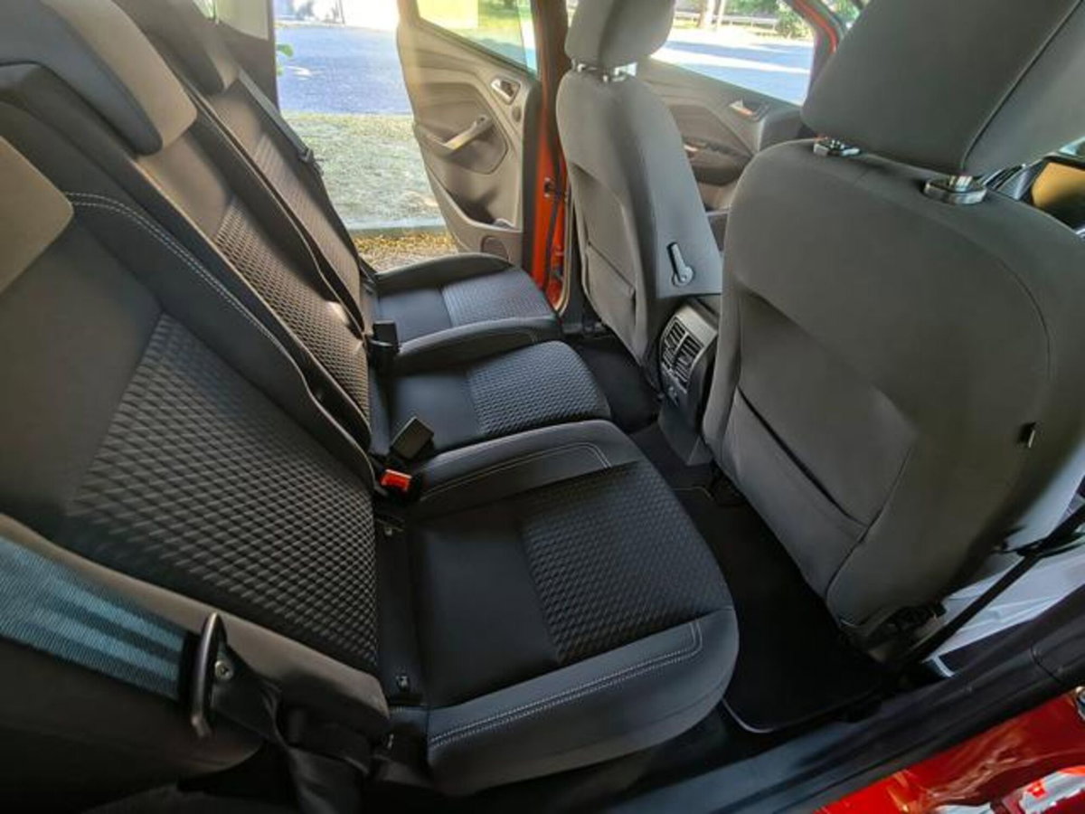 Ford C-Max 1.0 EcoBoost 100CV Titanium (18)