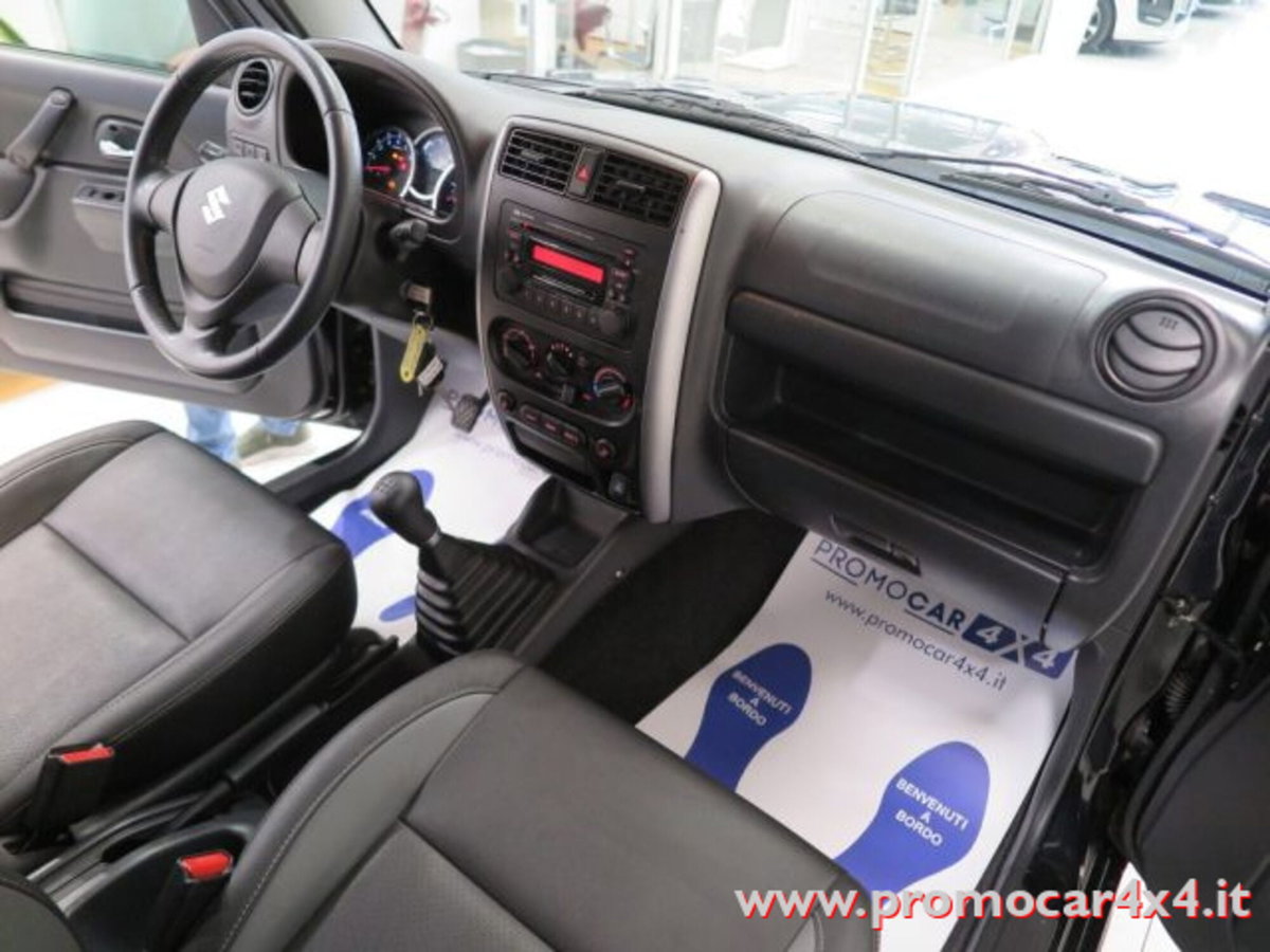 Suzuki Jimny 1.3 4WD Evolution (9)