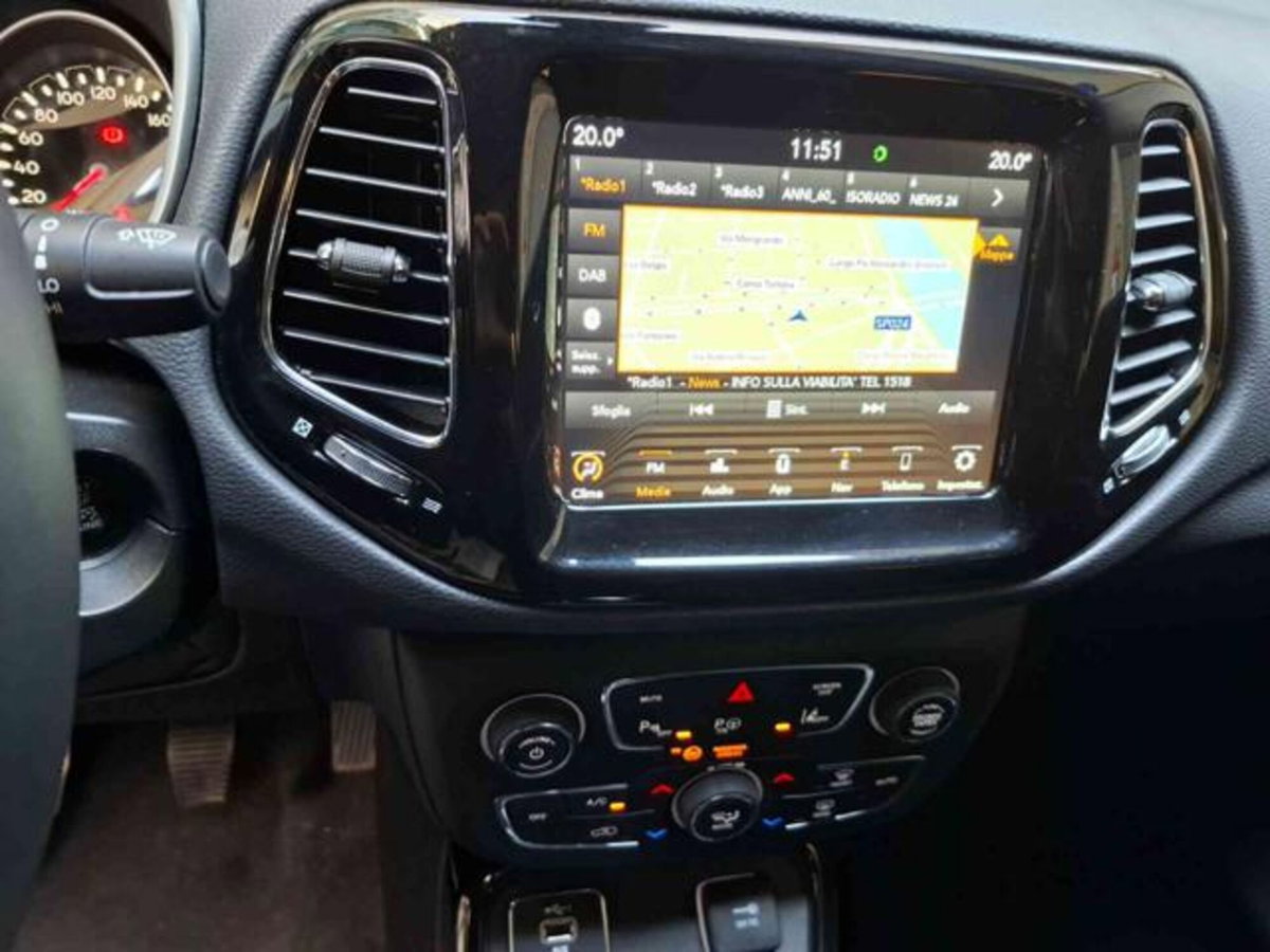 Jeep Compass 1.4 MultiAir 2WD Limited (12)