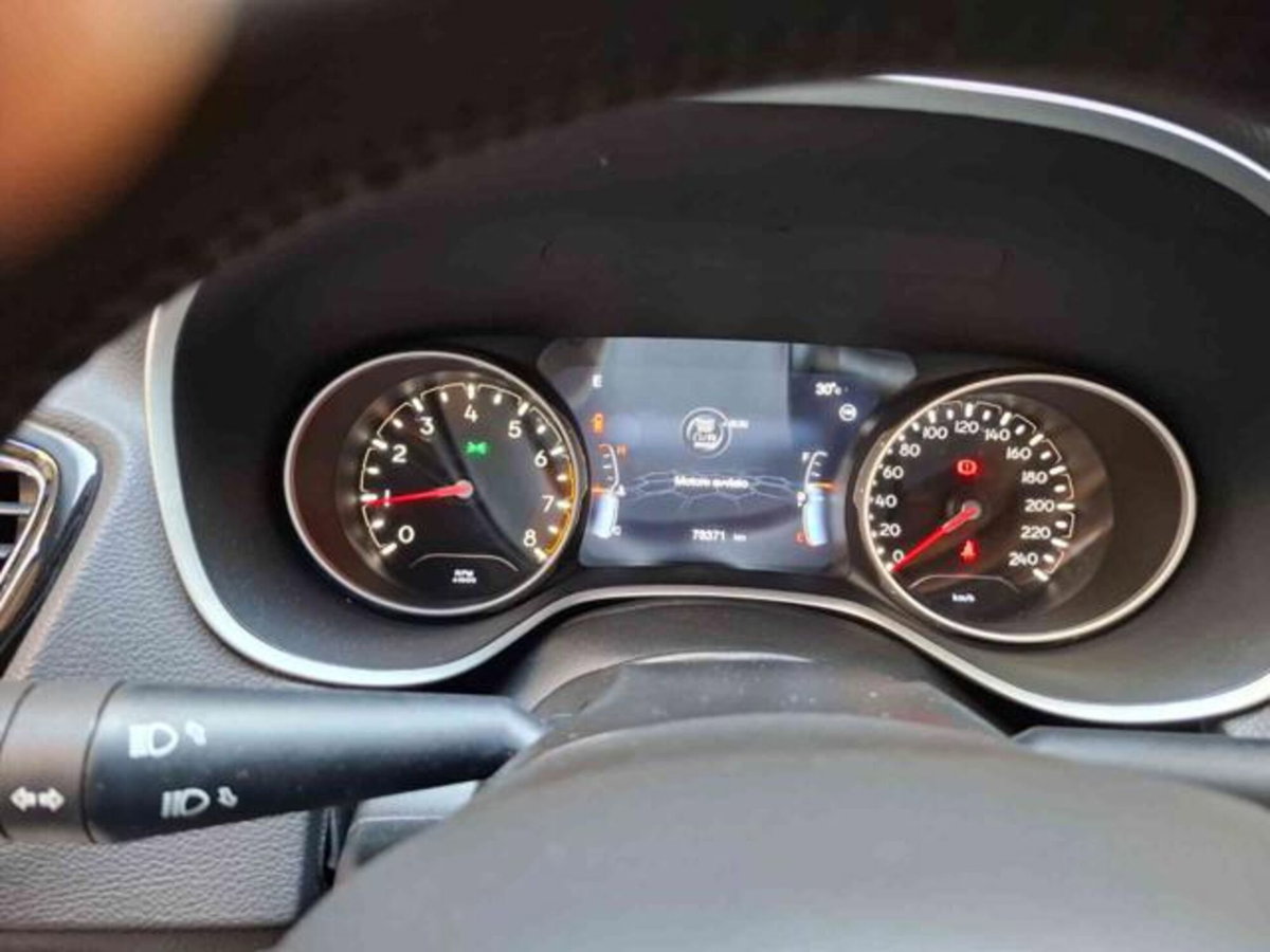 Jeep Compass 1.4 MultiAir 2WD Limited (13)