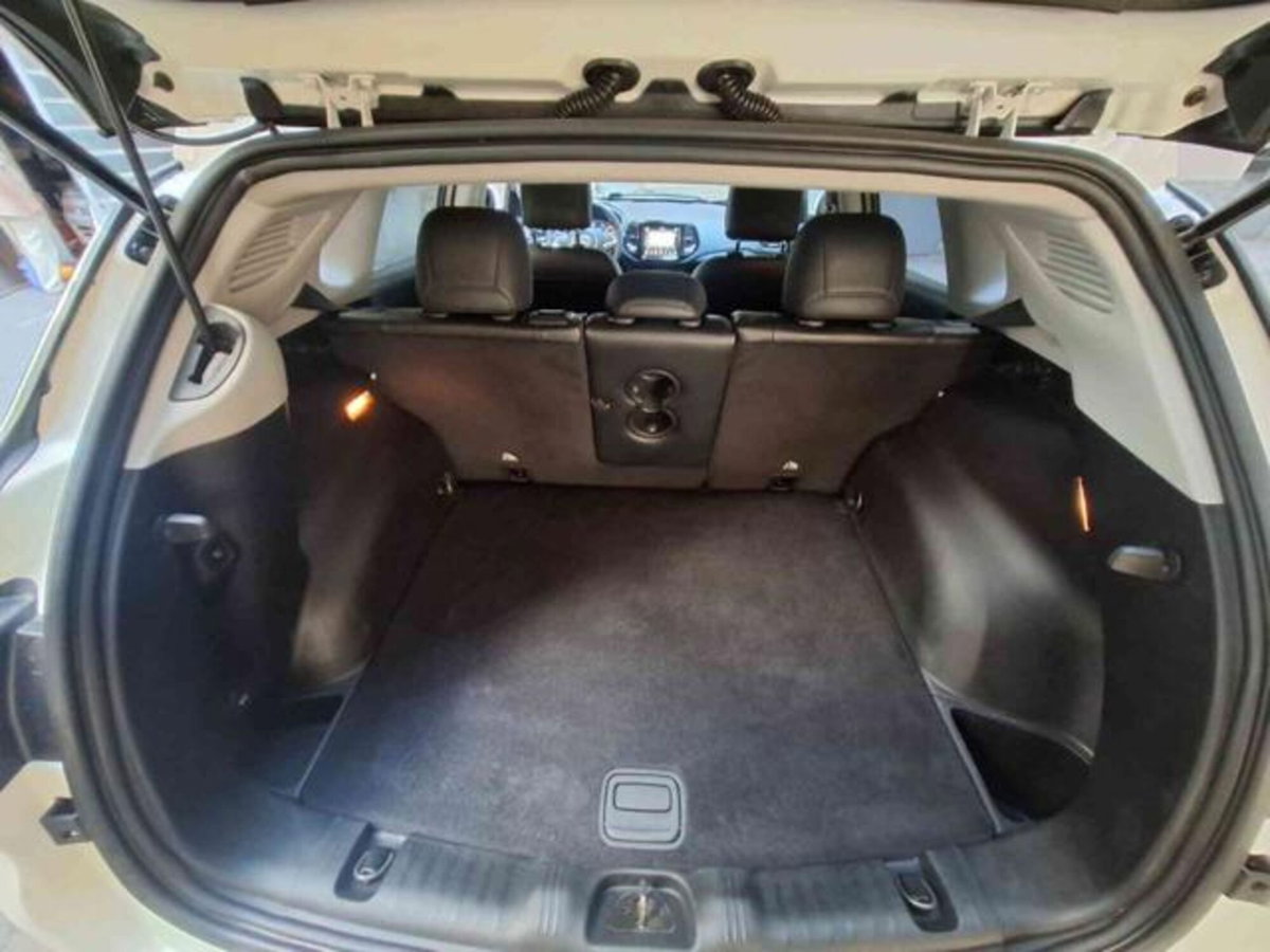 Jeep Compass 1.4 MultiAir 2WD Limited (18)