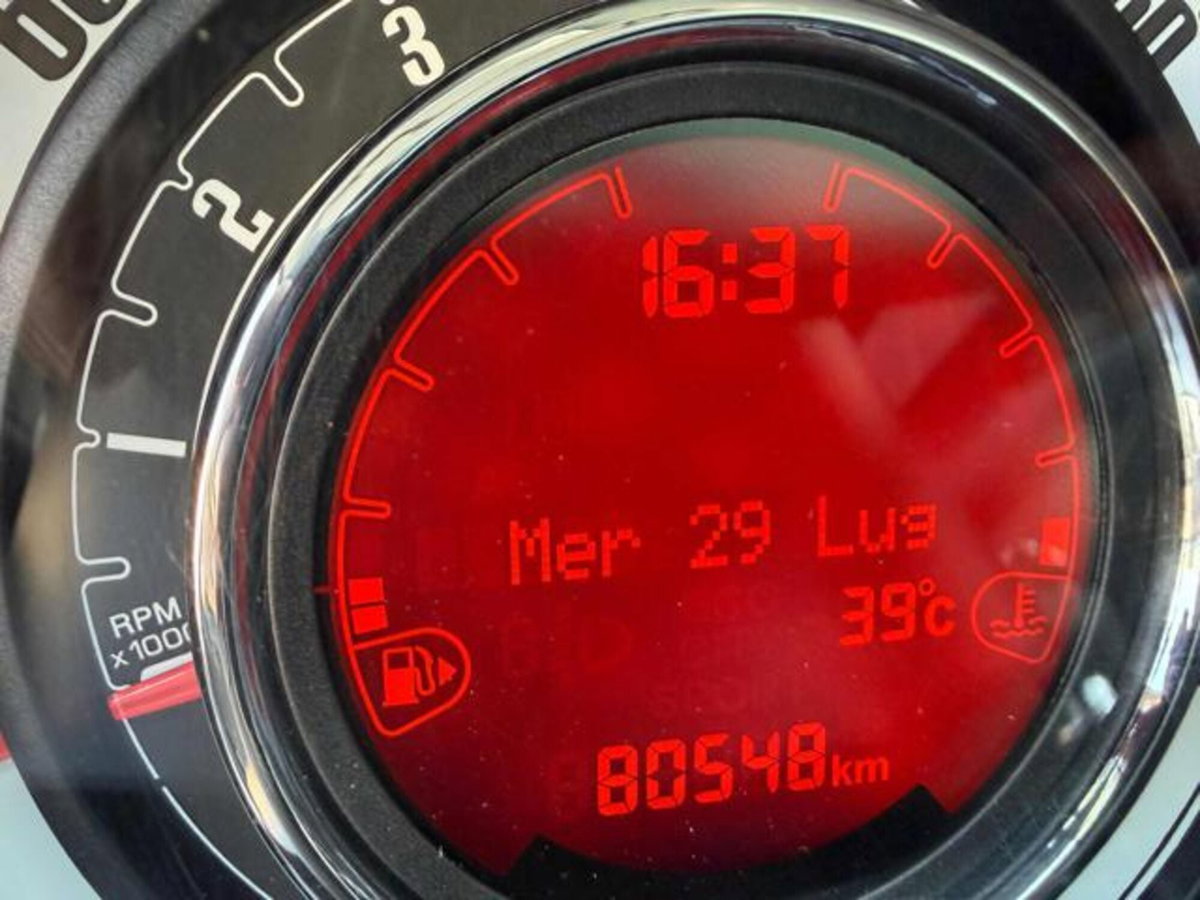 Fiat 500 1.2 Lounge (9)