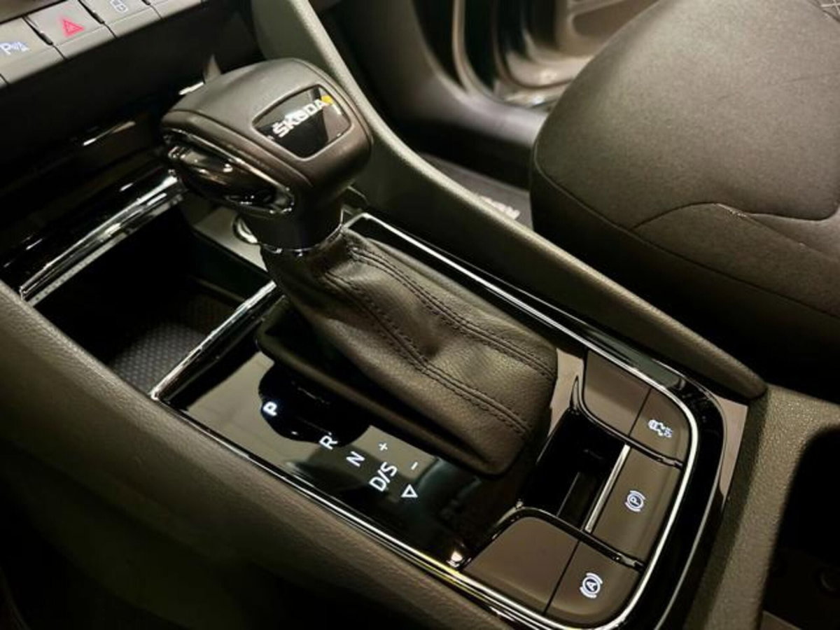 Skoda Kodiaq 2.0 TDI EVO SCR 4x4 DSG 7 posti Sportline (8)
