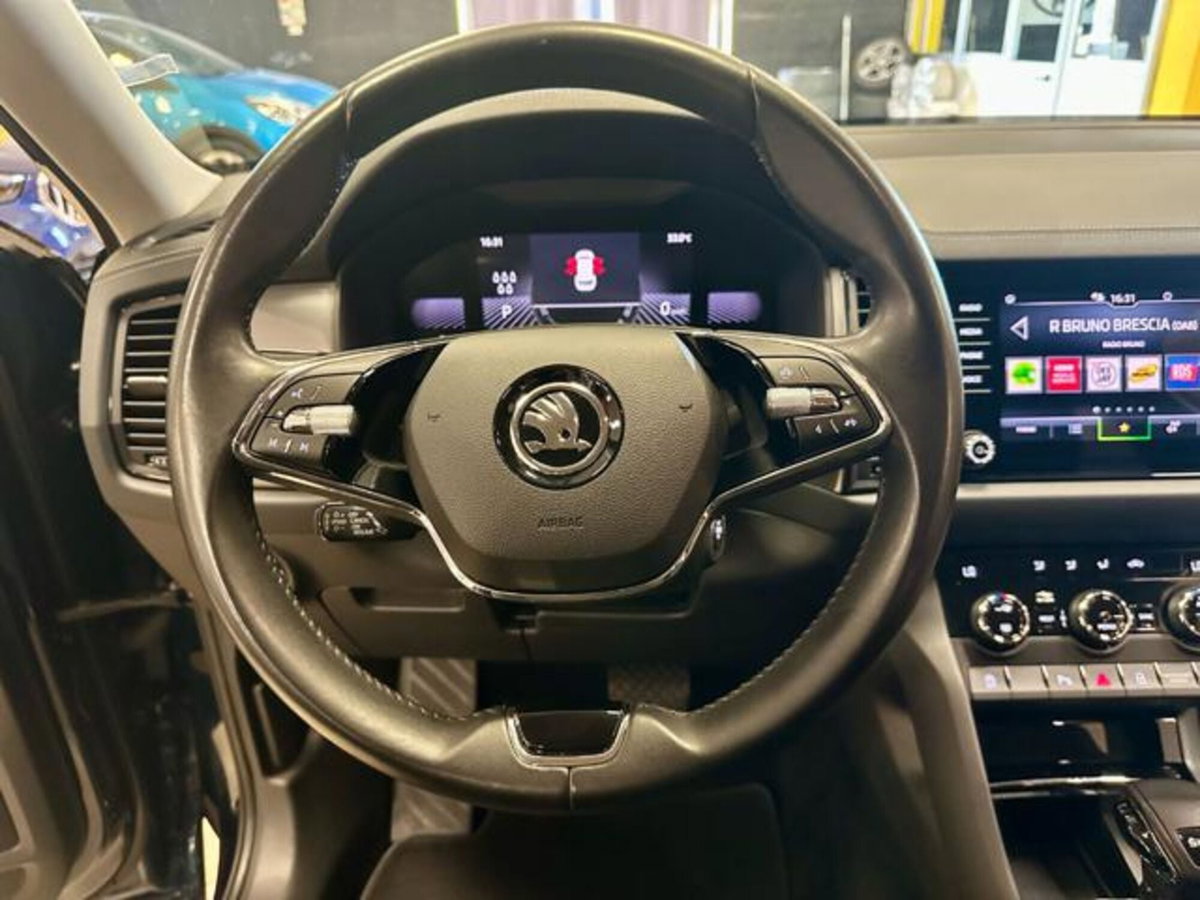 Skoda Kodiaq 2.0 TDI EVO SCR 4x4 DSG 7 posti Sportline (9)