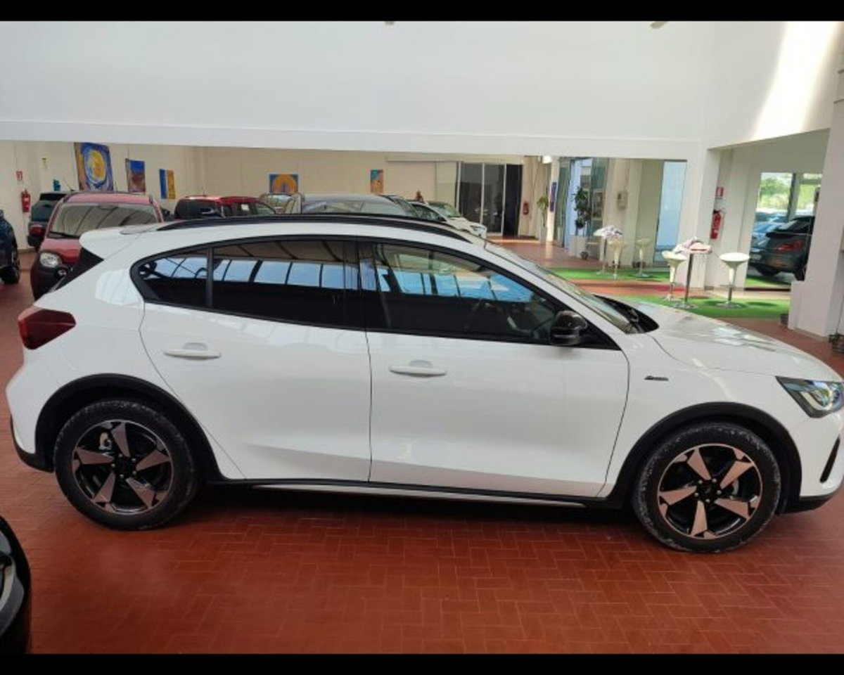 Ford Focus 1.0 EcoBoost Hybrid 125 CV Powershift 5p. Active X (10)