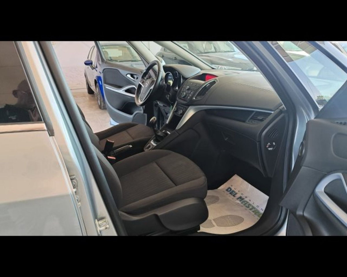 Opel Zafira Tourer 1.6 Turbo EcoM 150CV Cosmo (11)