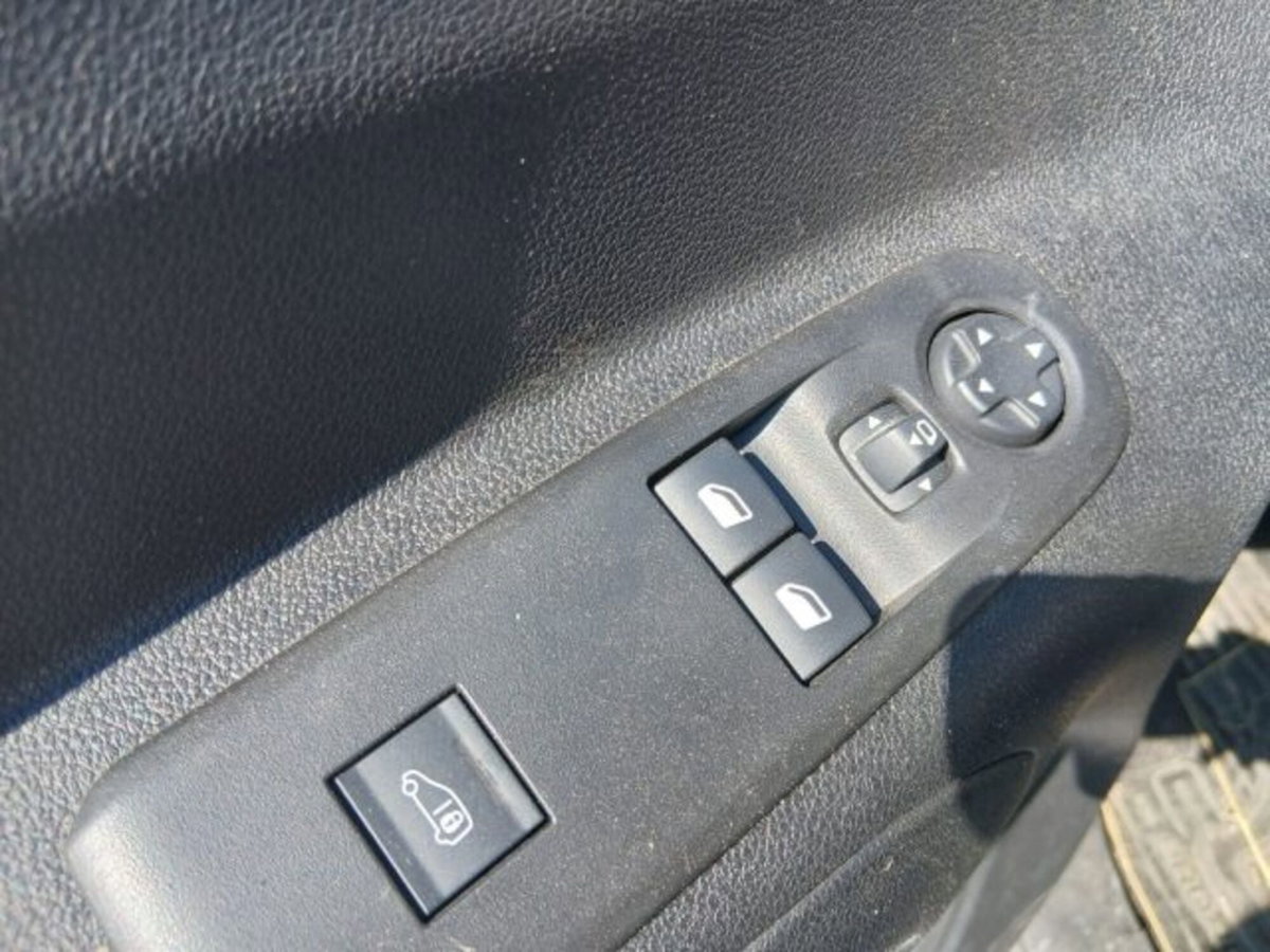 Toyota Proace City Verso City Verso 1.5D 100 CV S&S Short D Luxury (13)