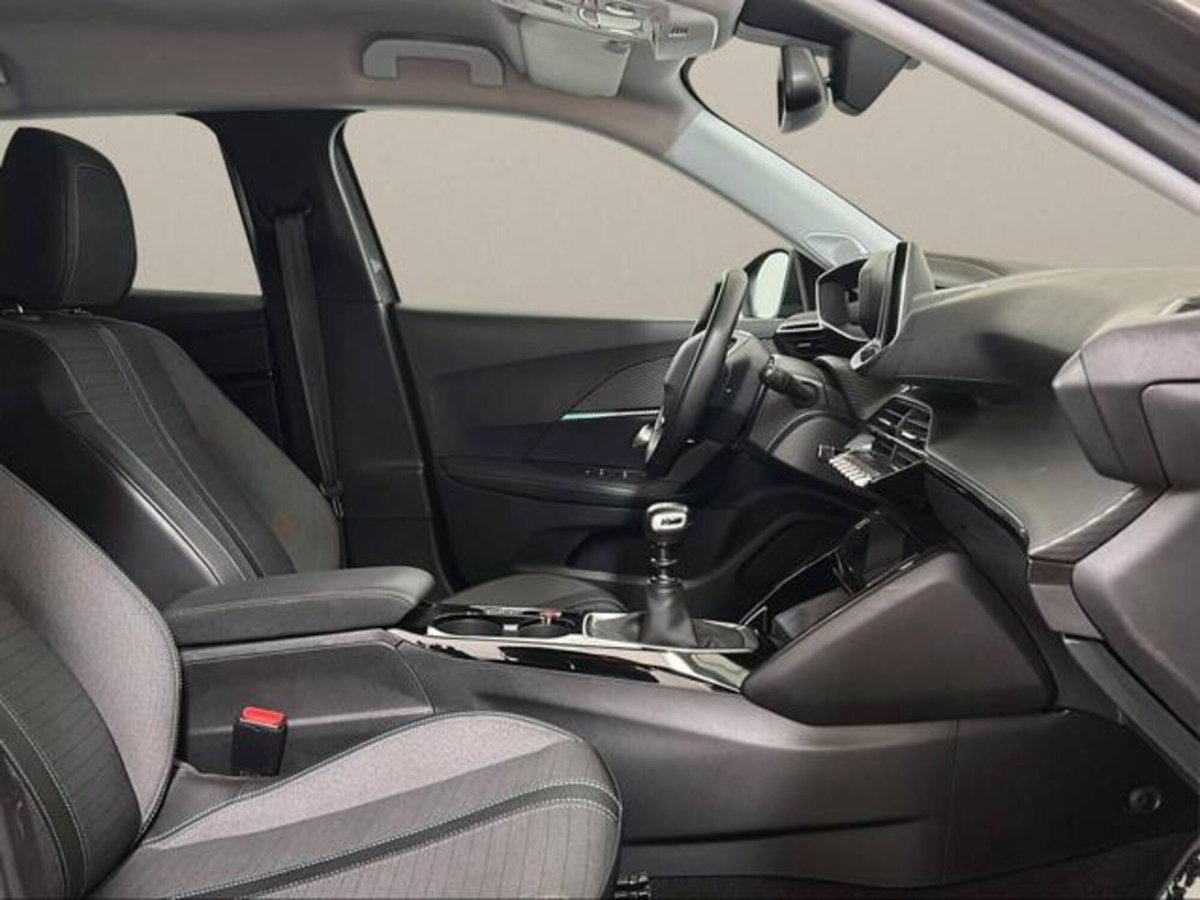 Peugeot 2008 BlueHDi 110 S&S Allure Pack (11)